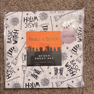 Skull & Bones BASIC WITCH Sheets-Queen